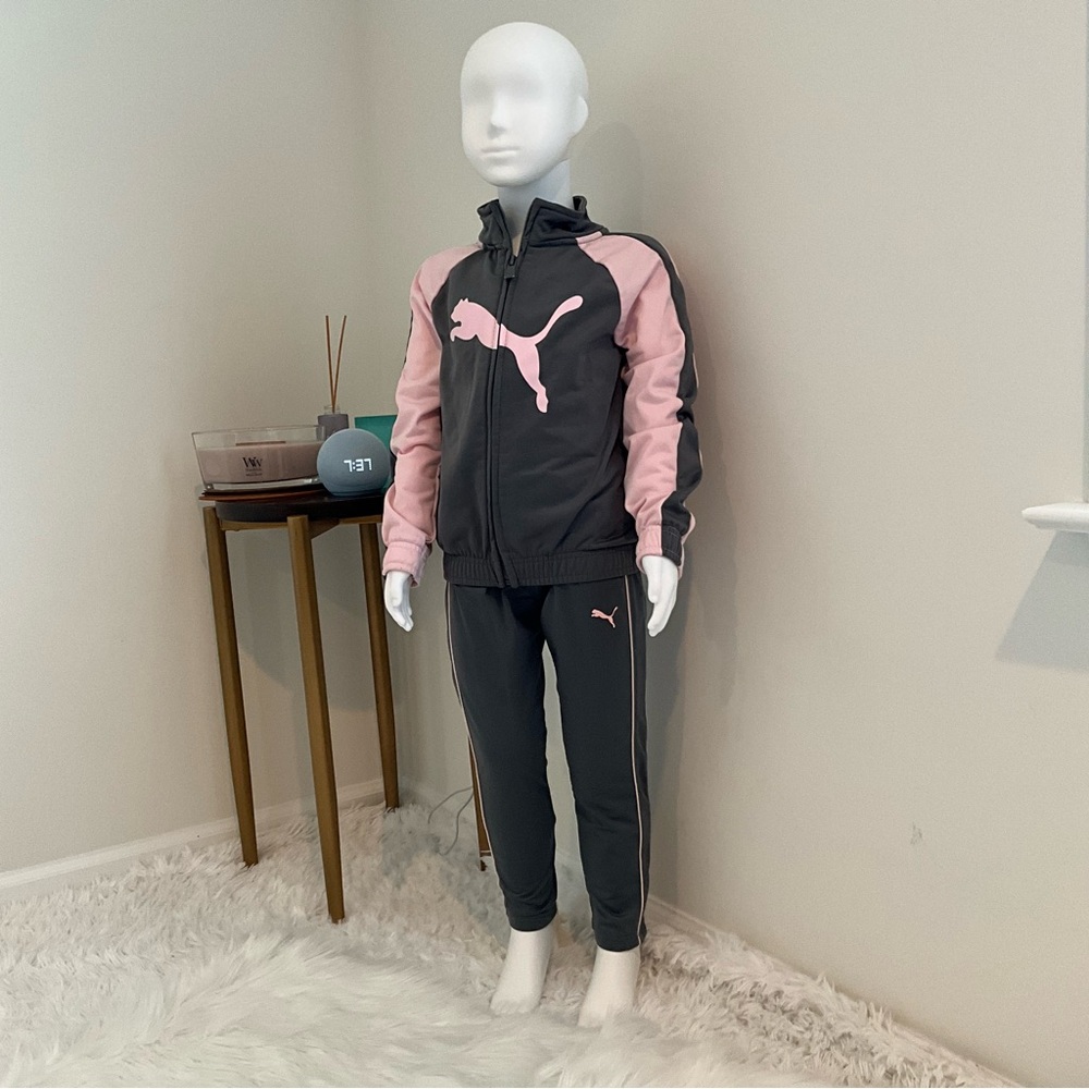 Girls Puma active wear set